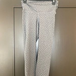 Nike Yoga Twist 7/8 Dark Gray Polka Dot High Rise Athletic Leggings (Medium)